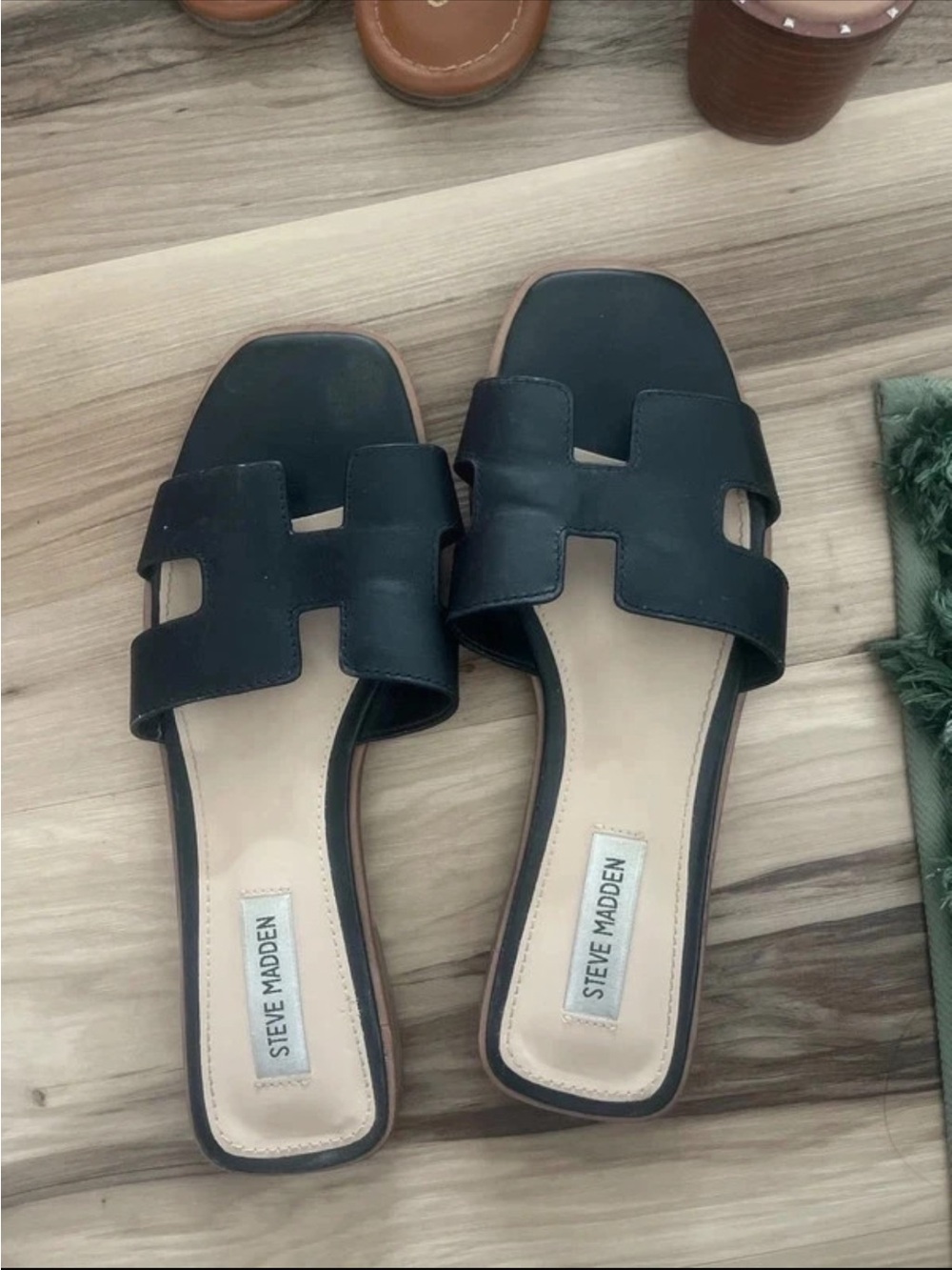 Steve Madden Black Haydn